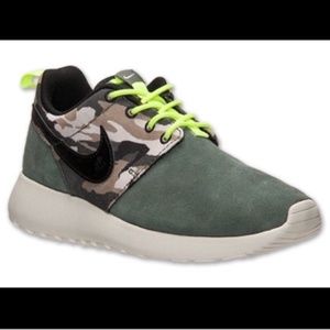 Nike Roshe Runs Green Camo Camouflage Suede